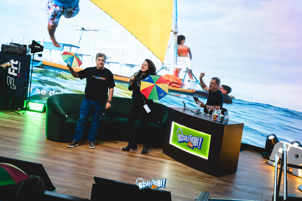Brenda Silveira, da Empetur, apresentou Pernambuco além de Porto de Galinhas e Fernando de Noronha: o calendário de festas, a cultura do frevo e do maracatu e as vinícolas do sertão, roteiro que ainda escapa do radar da maioria dos agentes.